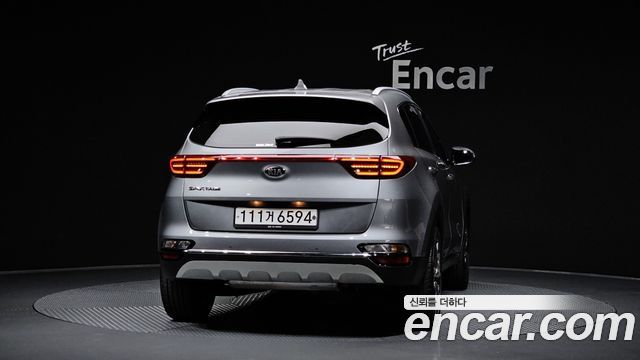 Kia Sportage Gasoline Prestige - фото 3