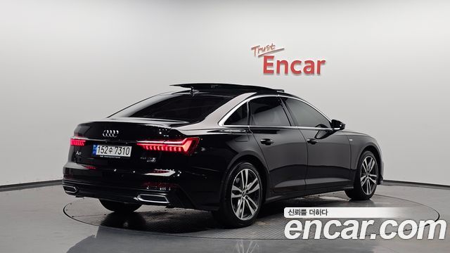 Audi A6 C8 45 TFSI Quattro Premium - фото 1