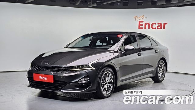 Kia K5 3-го поколения 2.0 Prestige - фото 0