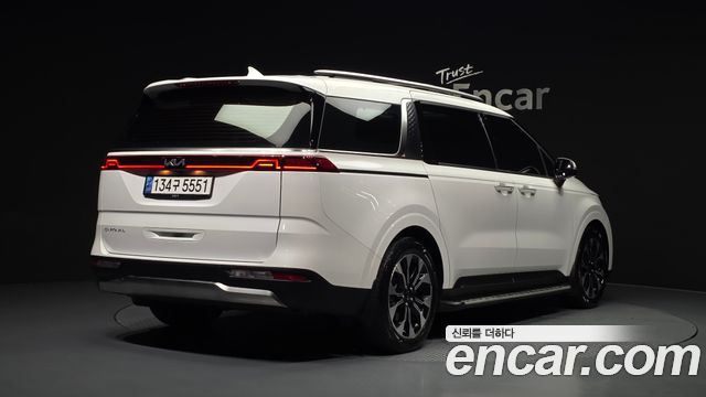 Kia Carnival 4-го поколения 9-Seater Noblesse - фото 1
