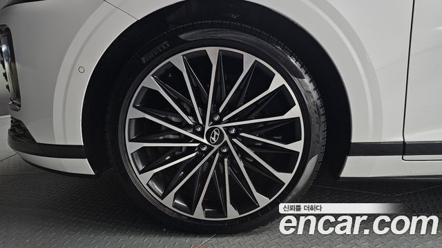 Hyundai Grandeur GN7 2,5 Gasoline 2WD Calligraphy - фото 4