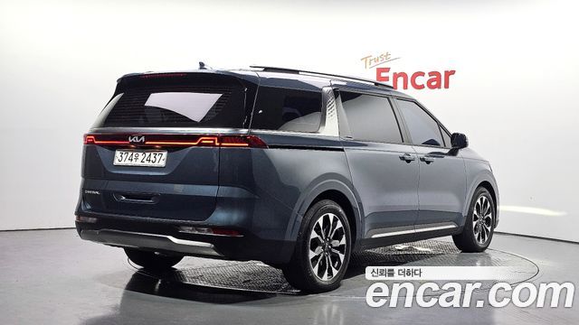 Kia Carnival 4-го поколения 9-Seater Noblesse - фото 1
