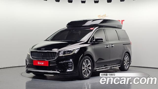 Kia Carnival Новый 9-Seater Hi-Limousine Noblesse Special - фото 0