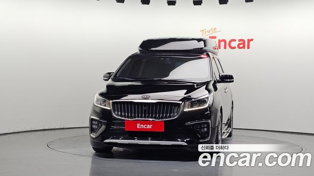 Kia Carnival Новый 9-Seater Hi-Limousine Noblesse Special - фото 2