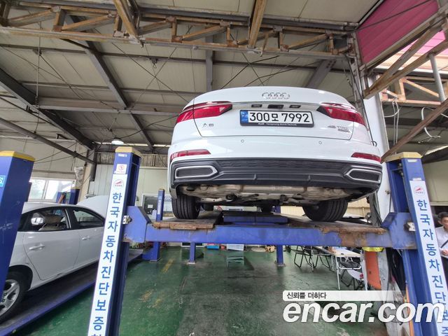 Audi A6 C8 45 TFSI Quattro Premium - фото 1