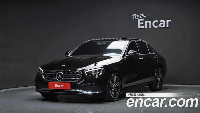 Mercedes-Benz E-Class W213 E250 Avantgarde - фото 0