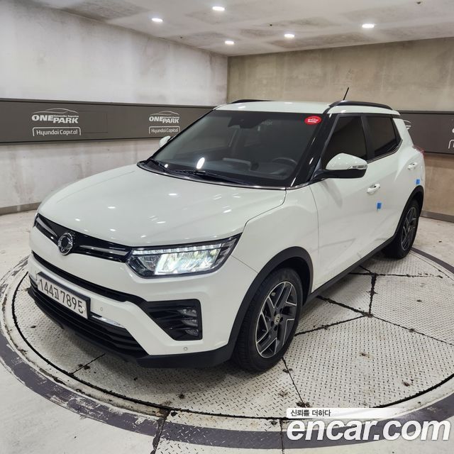 SsangYong Tivoli Gasoline 1.5 2WD V3 - фото 0