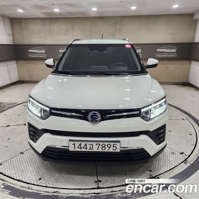SsangYong Tivoli Gasoline 1.5 2WD V3 - фото 1