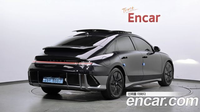 Hyundai Ioniq6 Long Range Exclusive + - фото 1