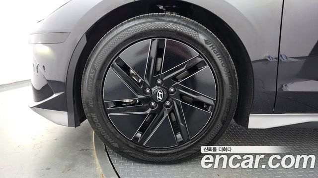 Hyundai Ioniq6 Long Range Exclusive + - фото 4