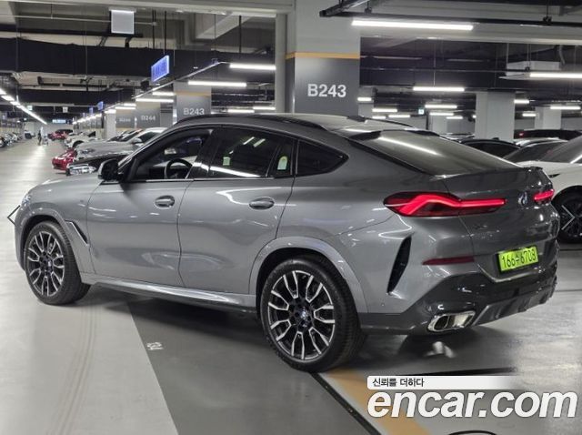 BMW X6 G06 xDrive40i M Sport - фото 4