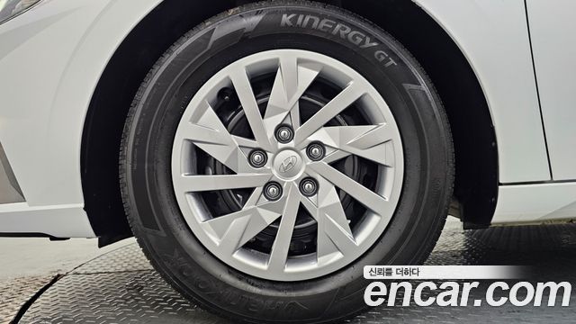 Hyundai Avante CN7 1.6 Smart - фото 4