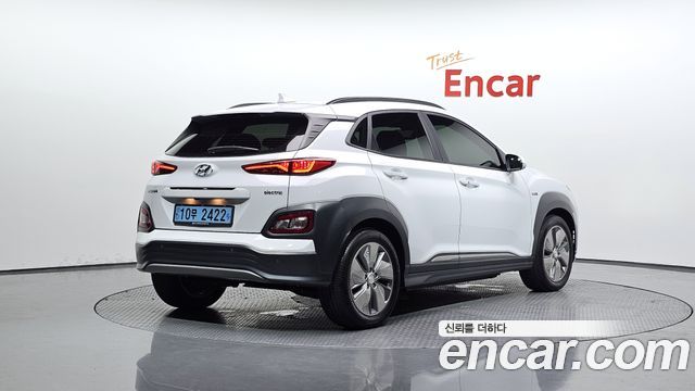 Hyundai Kona Premium - фото 1