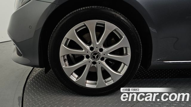 Mercedes-Benz E-Class W213 E220d 4MATIC Exclusive - фото 4