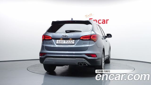 Hyundai Santafe Diesel 2.0 2WD Value Plus - фото 3