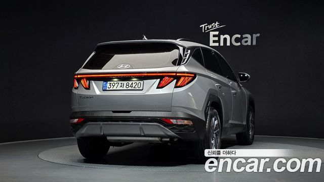 Hyundai Tucson NX4, гибрид Inspiration 2WD - фото 3