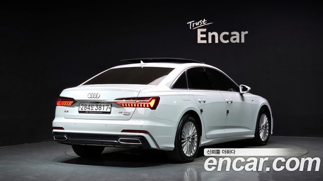 Audi A6 C8 45 TFSI Quattro Premium - фото 1