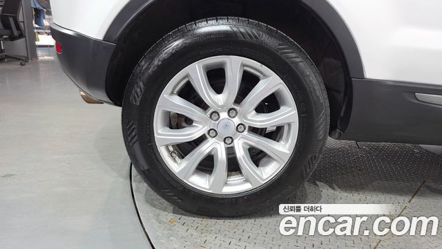 Land Rover Range Rover Evoque 2.0 TD4 SE - фото 4