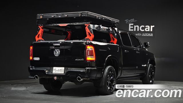 Dodge Ram Pick Up 5.7 - фото 1