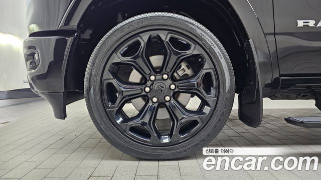 Dodge Ram Pick Up 5.7 - фото 4