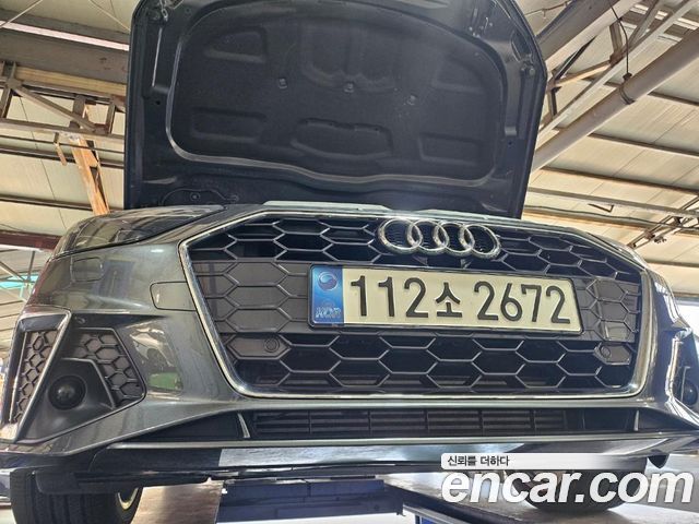 Audi A4 B9 40 TFSI Premium - фото 0