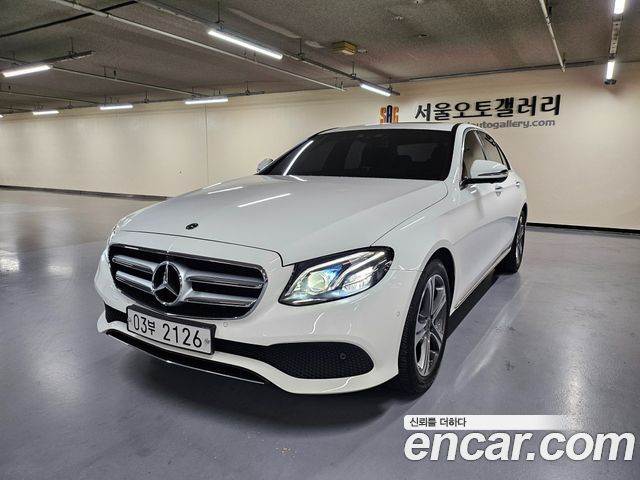 Mercedes-Benz E-Class W213 E300 4MATIC Avnatgarde - фото 0