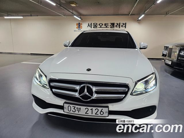 Mercedes-Benz E-Class W213 E300 4MATIC Avnatgarde - фото 1