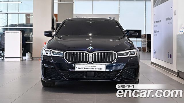 BMW 5-Series G30 530i xDrive M Sport Package - фото 2