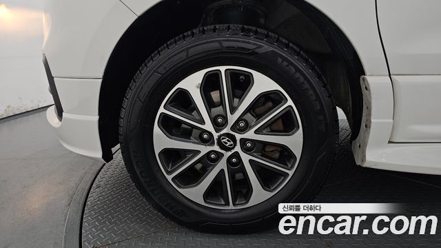 Hyundai Starex Новый 4WD Limousine - фото 4
