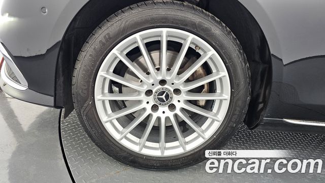 Mercedes-Benz E-Class W213 E220d 4MATIC Exclusive - фото 4