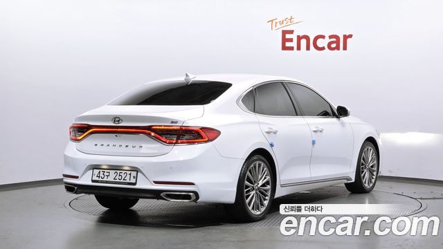 Hyundai Grandeur IG 3.0 Premium - фото 1