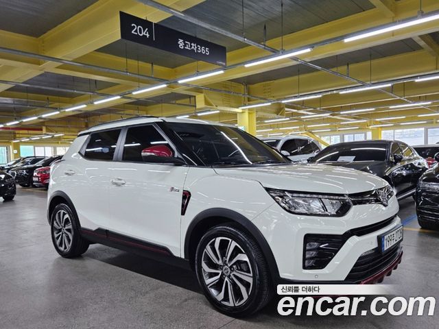 SsangYong Tivoli Gasoline 1.5 2WD R-PLUS - фото 0