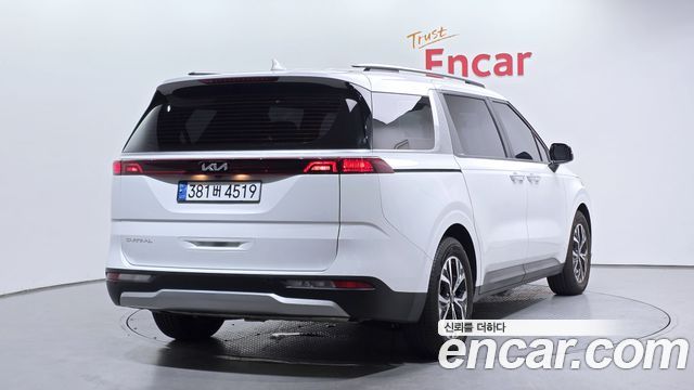 Kia Carnival 4-го поколения 9-Seater Prestige - фото 1