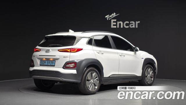 Hyundai Kona Modren - фото 1