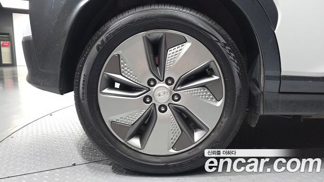 Hyundai Kona Modren - фото 4