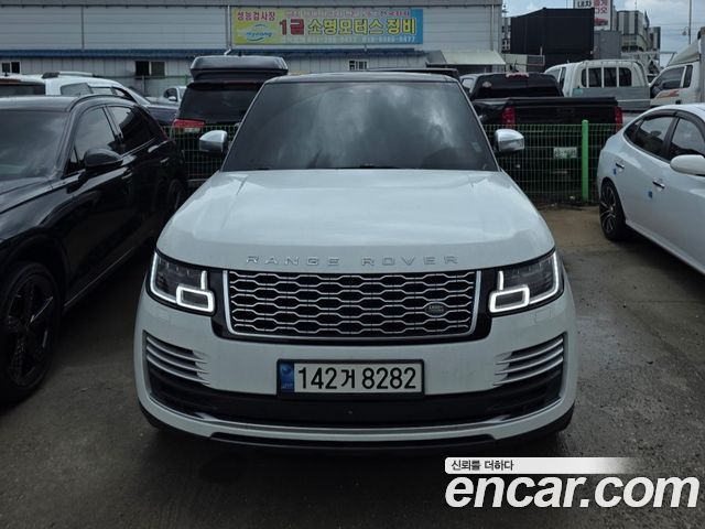 Land Rover Range Rover 4-го поколения 4.4 SDV8 AB DIESEL - фото 0