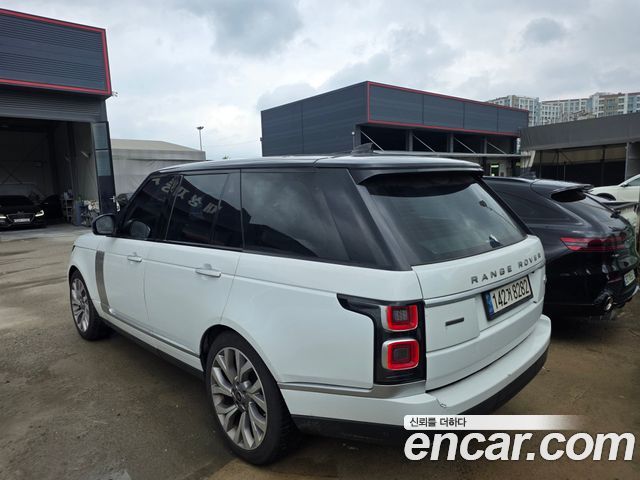 Land Rover Range Rover 4-го поколения 4.4 SDV8 AB DIESEL - фото 2