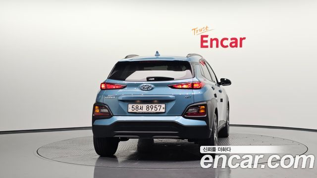 Hyundai Kona 1.6 Turbo 2WD Modern pop - фото 2