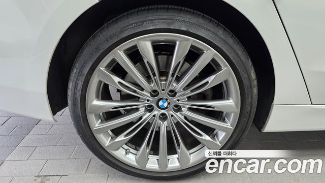 BMW Gran Turismo G32 640i xDrive Luxury - фото 4