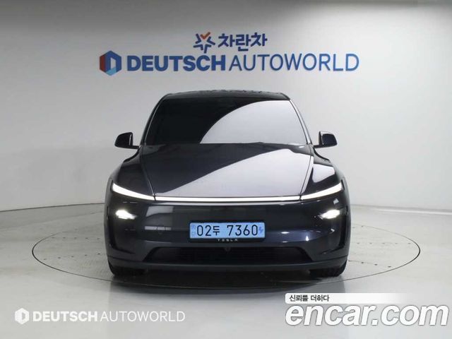 Tesla Model Y L Long Range AWD - фото 2