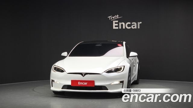 Tesla Model S AWD - фото 2