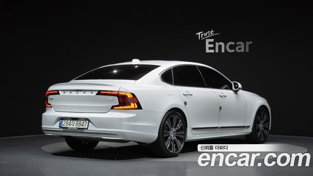 Volvo S90 T8 AWD Ultimate Bright - фото 1