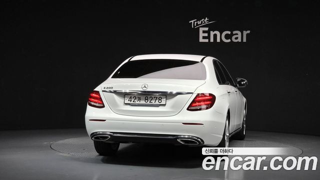 Mercedes-Benz E-Class W213 E200 Avantgarde - фото 3