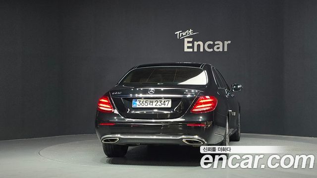 Mercedes-Benz E-Class W213 E450 4MATIC Exclusive - фото 3