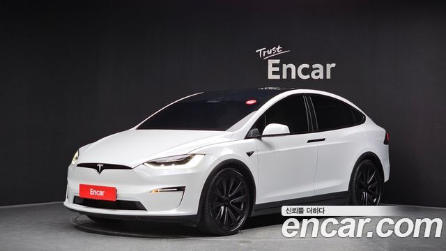 Tesla Model X AWD - фото 0