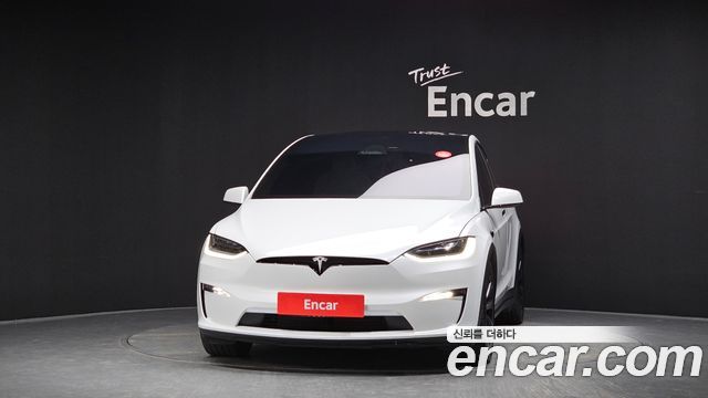 Tesla Model X AWD - фото 2