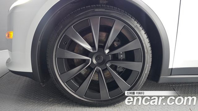 Tesla Model X AWD - фото 4