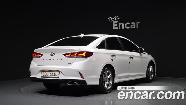 Hyundai Sonata 2.0 Modern - фото 1