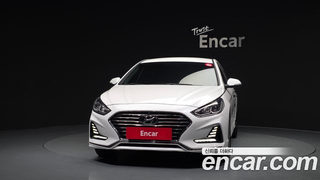Hyundai Sonata 2.0 Modern - фото 2
