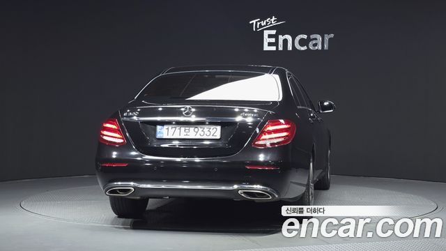 Mercedes-Benz E-Class W213 E200 Avantgarde - фото 3